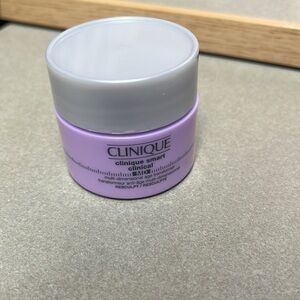 Clinique smart clinical multi-dimensional age transformer resculpt